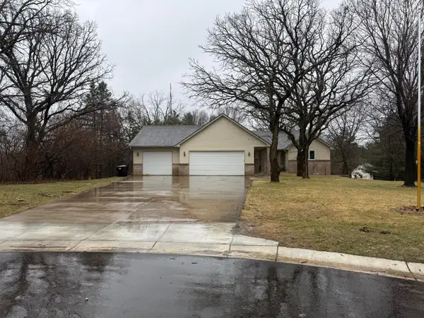 17200 Tungsten Street Nw, Anoka, MN 55303