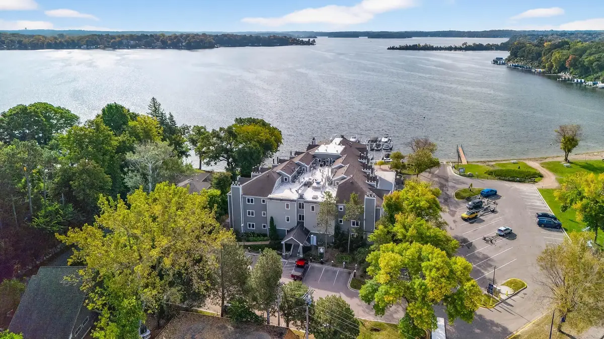 2670 Commerce Boulevard #202, Mound, MN 55364 - #1