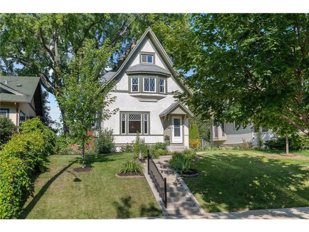 236 Thomas Avenue S, Minneapolis, MN 55405 - #1