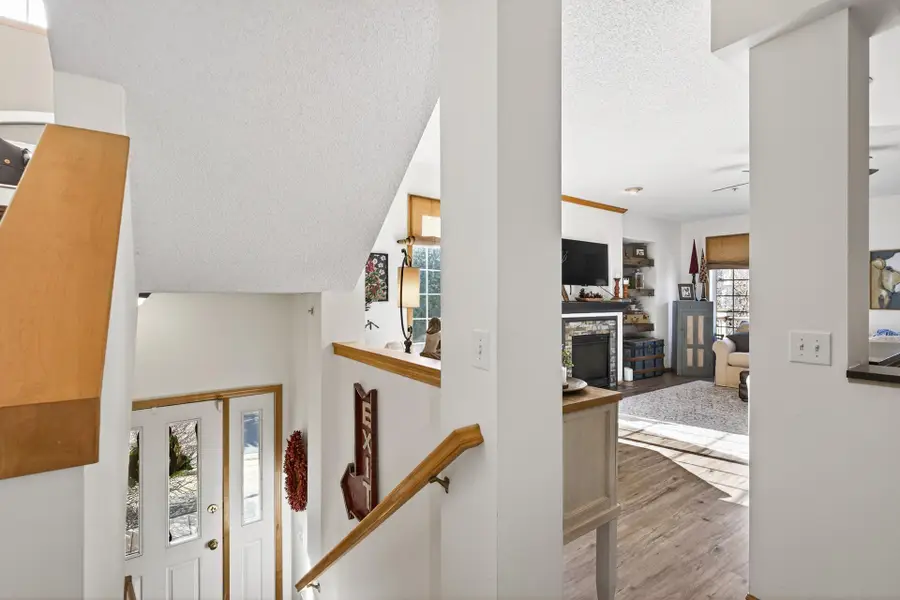 13826 52nd Avenue N, Plymouth, MN 55446 - #3
