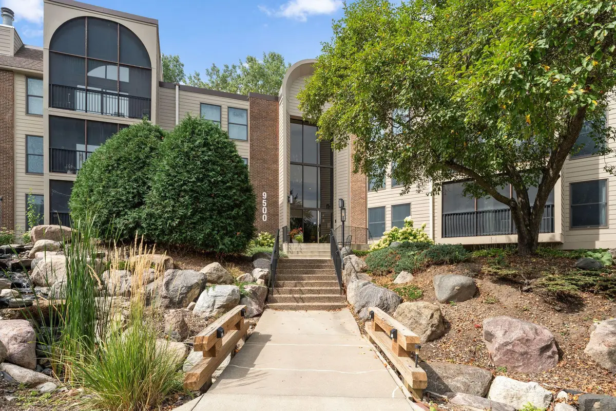 9500 Collegeview Road #206, Bloomington, MN 55437 - #1