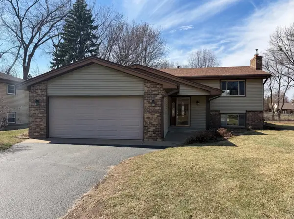 9720 Austin Street Ne, Circle Pines, MN 55014