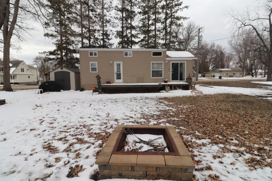 807 E Lake Street, Osakis, MN 56360 - #2