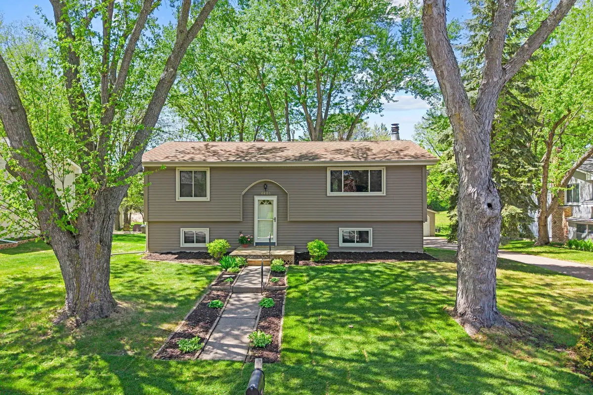 6605 Chesshire Lane N, Maple Grove, MN 55311 - #1