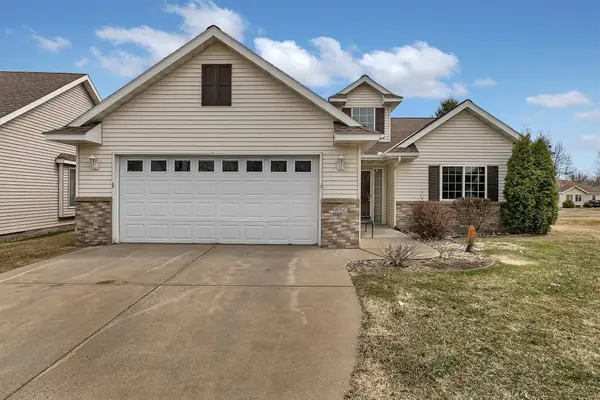 856 Aspen Circle, Waite Park, MN 56387