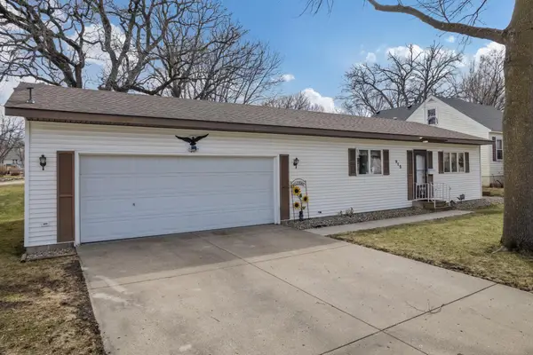 912 2nd St Nw, Waseca, MN 56093