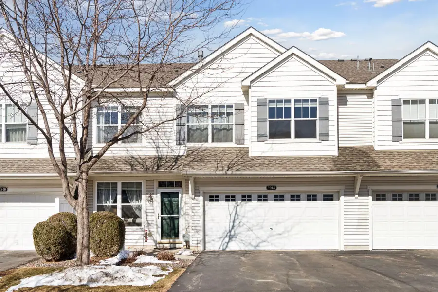 1948 Shamrock Place, Chaska, MN 55318 - #2