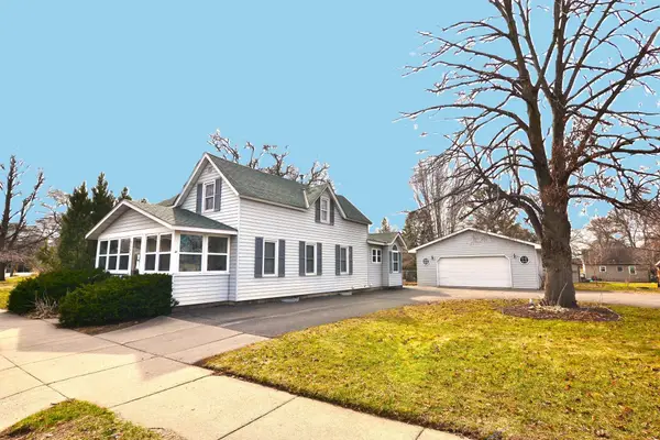 8640 209th Street W Street W, Lakeville, MN 55044