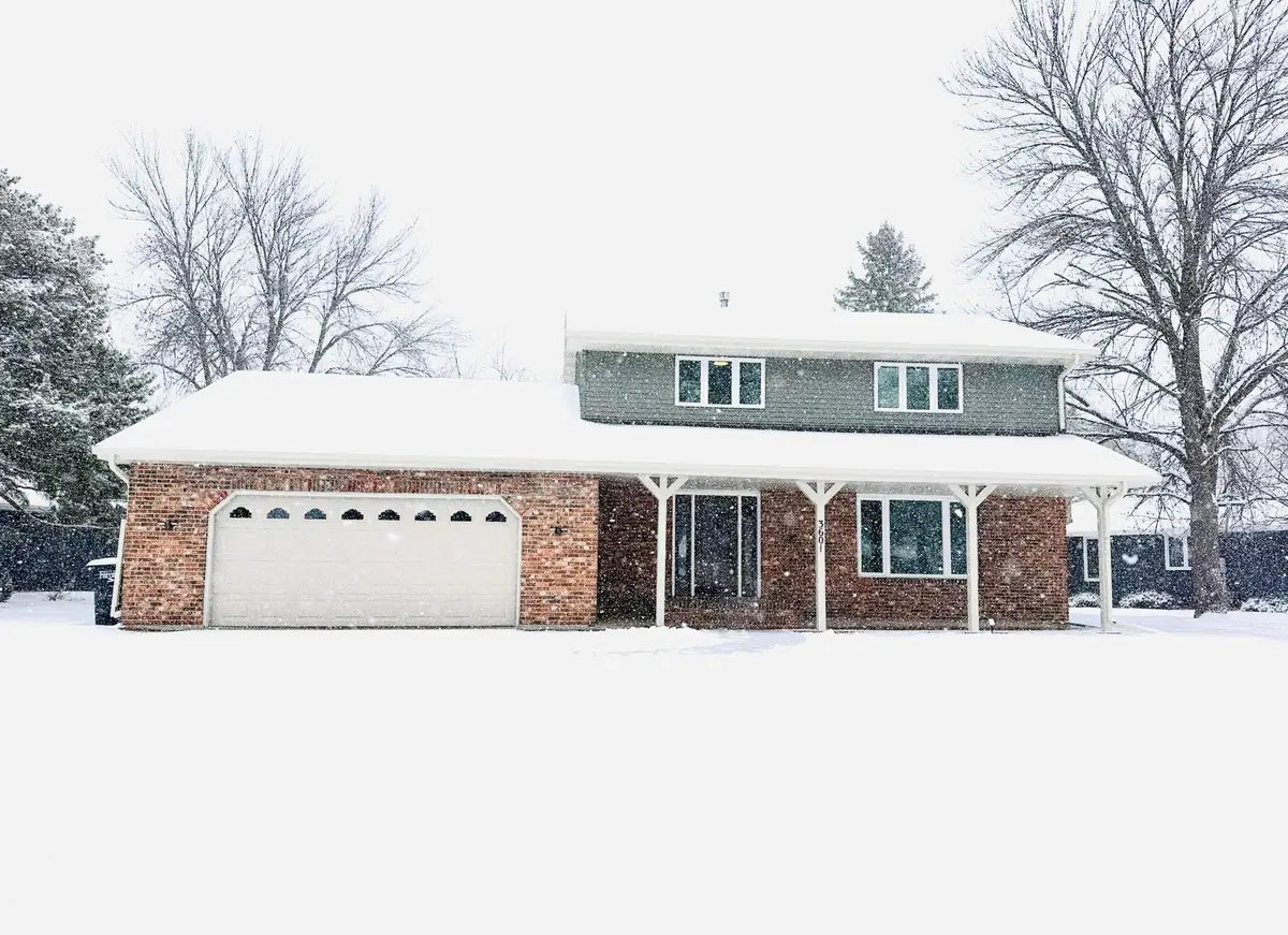 3601 Evergreen Road N, Fargo, ND 58102 - #1