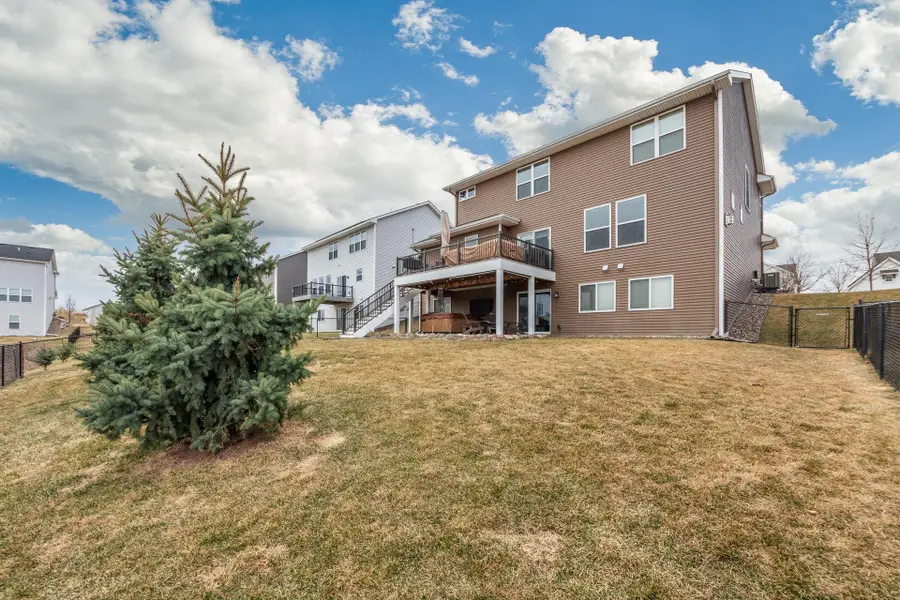 9830 Glacial Valley Alcove, Woodbury, MN 55129 - #3