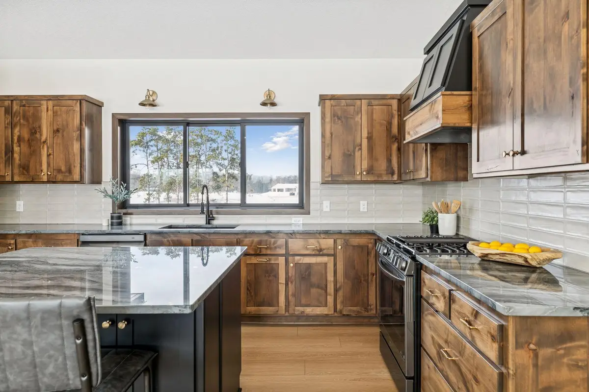 4582 Verde Valley Road Nw, Oak Grove, MN 55303 - #1