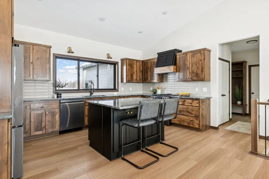 4582 Verde Valley Road Nw, Oak Grove, MN 55303 - #2