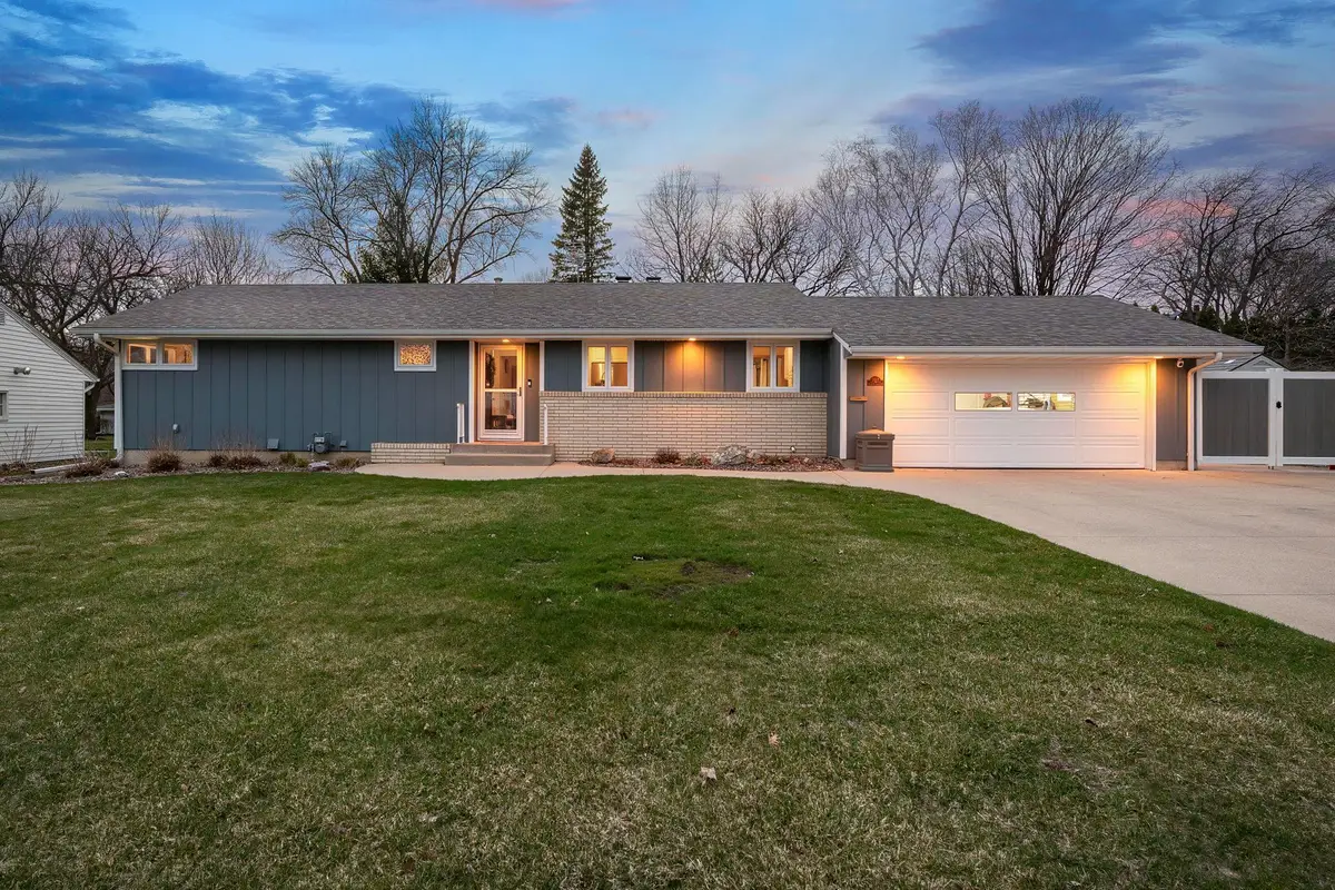 307 21st Street Nw, Austin, MN 55912 - #1
