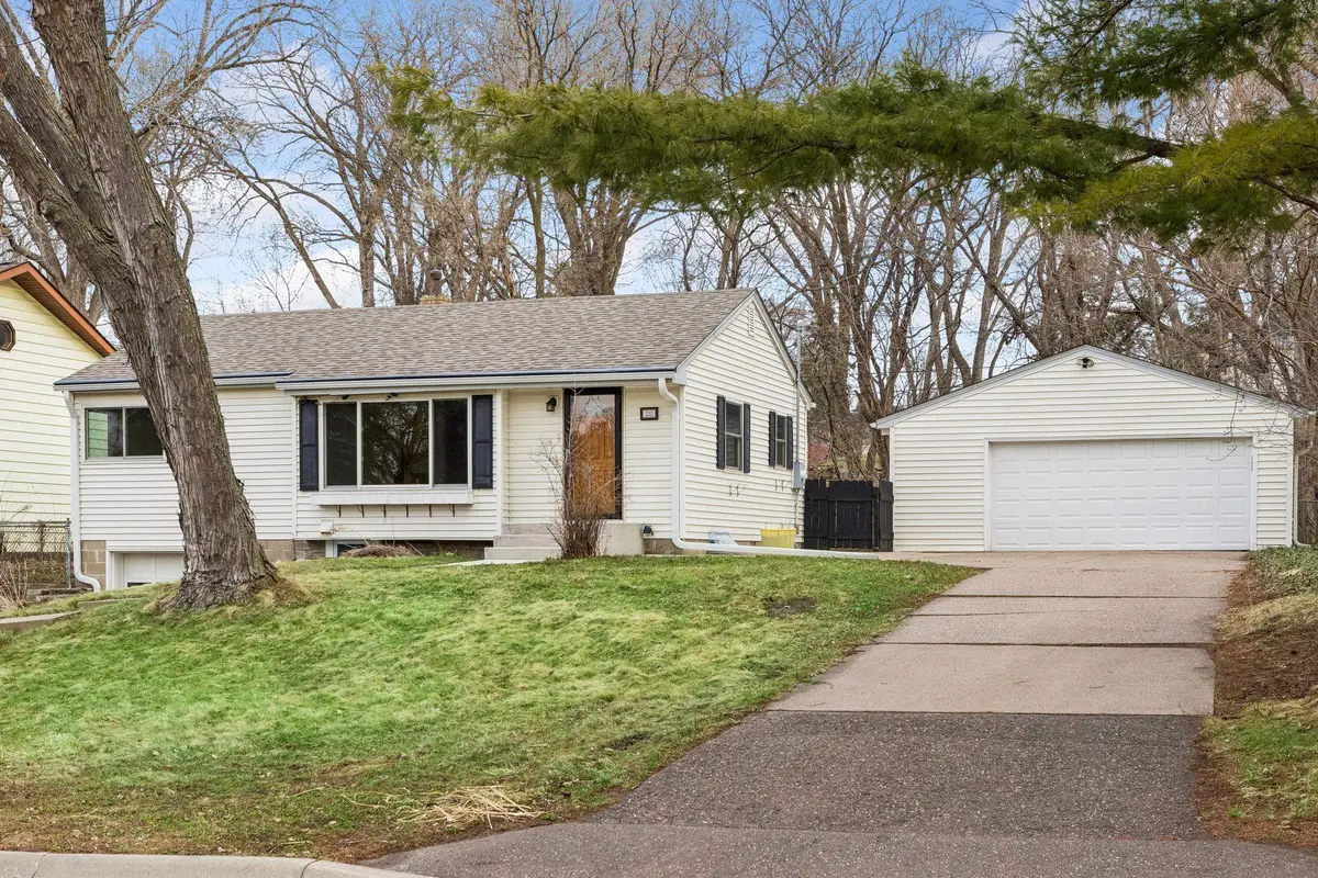 395 Eldridge Avenue W, Roseville, MN 55113 - #1