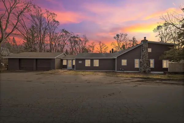 1589 Racine Avenue S, Lake Saint Croix Beach, MN 55043