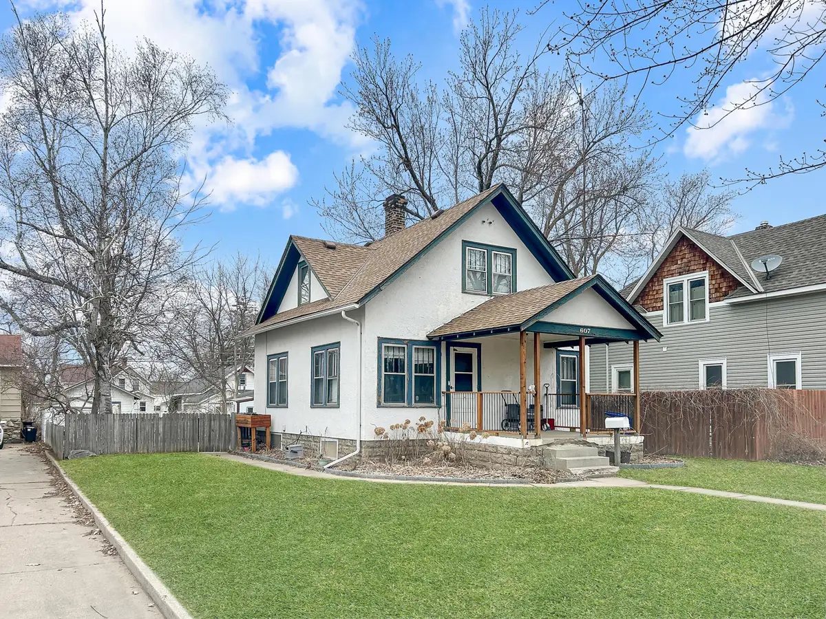 607 1st Street Sw, Wadena, MN 56482 - #1