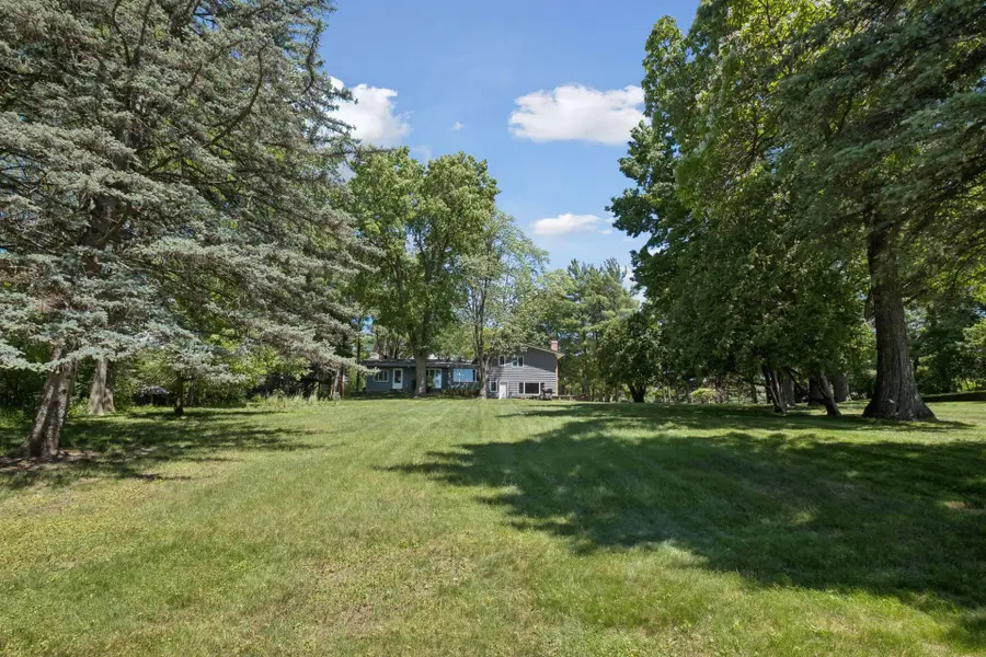 1835 Hunter Lane, Mendota Heights, MN 55118 - #3