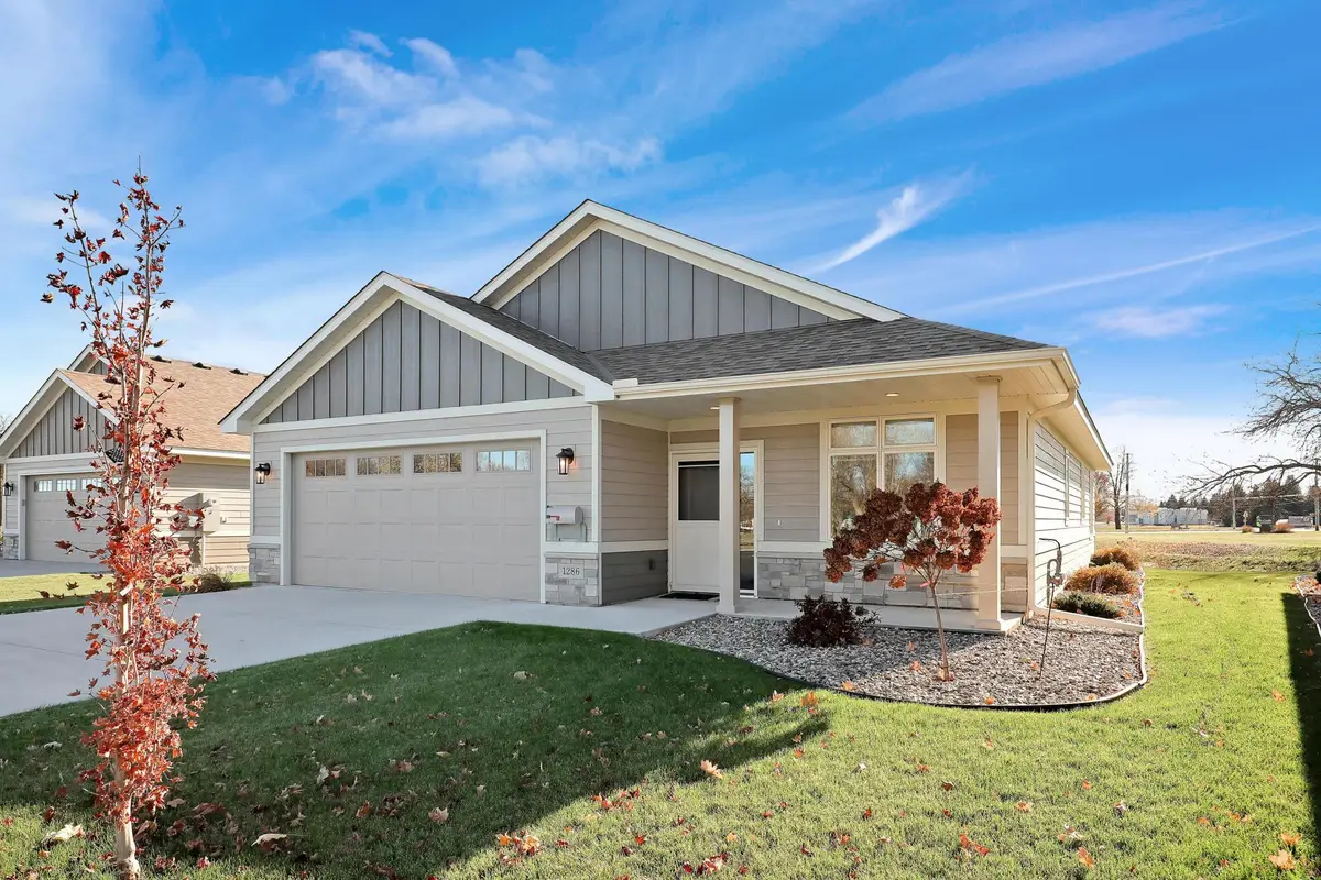 1286 Jefferson Court, Shakopee, MN 55379 - #1