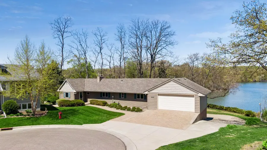 4033 Silver Lake Terrace Ne, Saint Anthony, MN 55421 - #2