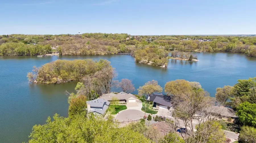 4033 Silver Lake Terrace Ne, Saint Anthony, MN 55421 - #3