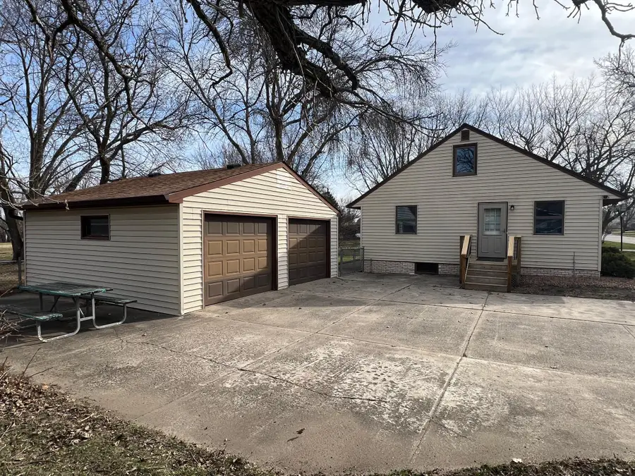 720 22nd Street Ne, Owatonna, MN 55060 - #3