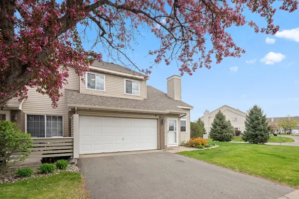 13154 Meadowood Curve Nw #6NW, Coon Rapids, MN 55448