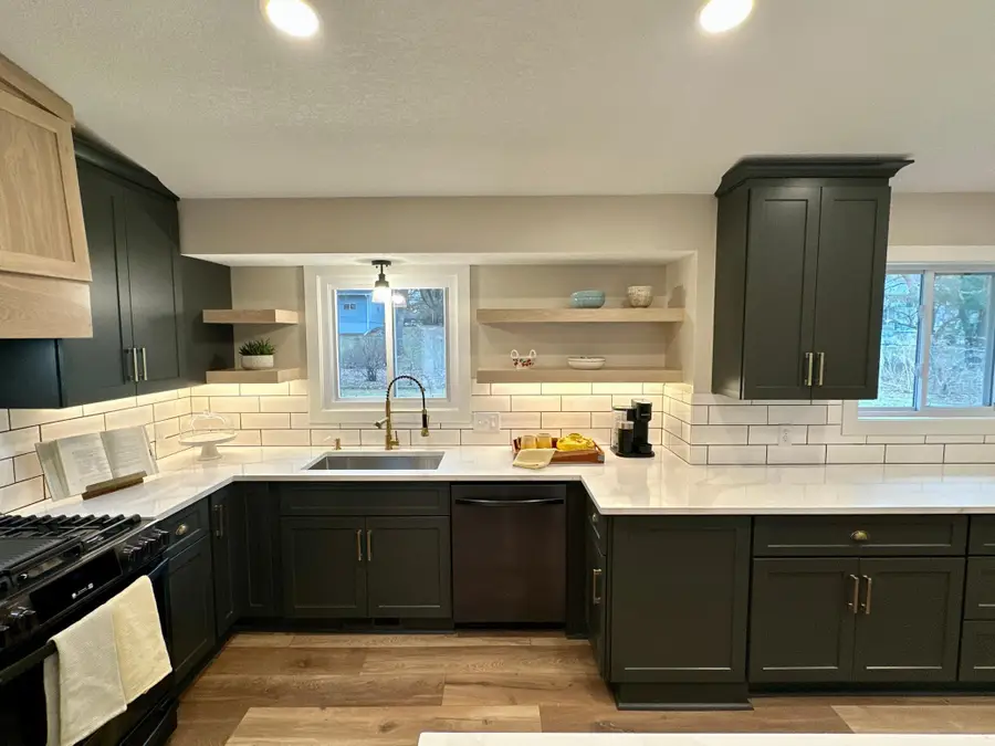 4021 Pebblebrook Drive, Bloomington, MN 55437 - #3