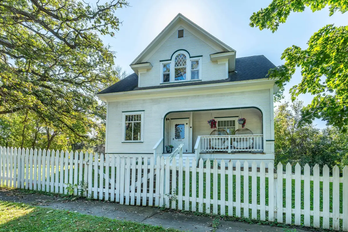 322 3rd Avenue Se, Pelican Rapids, MN 56572 - #1