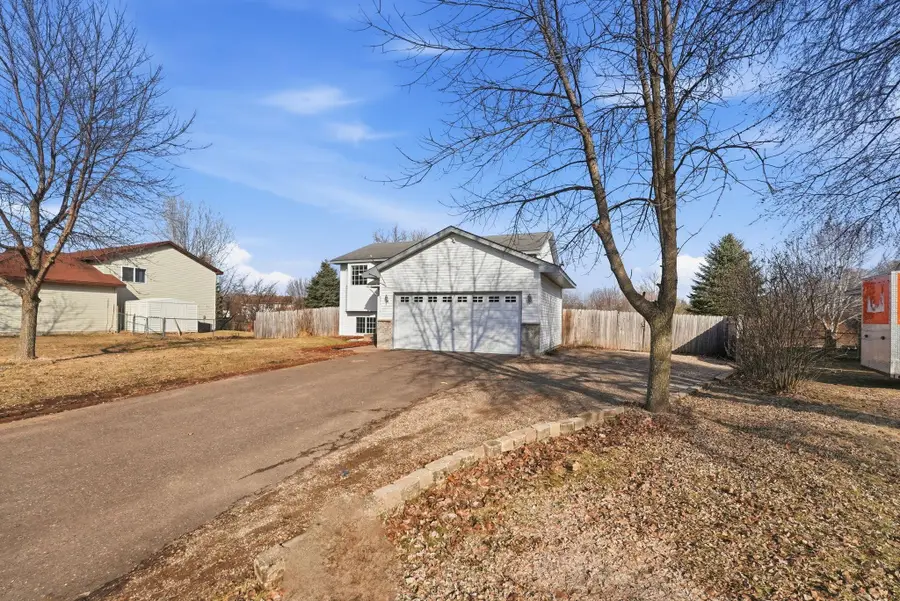 601 Horseshoe Lane, Braham, MN 55006 - #3