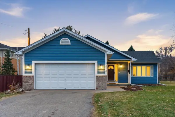 1523 4th Street N, South Saint Paul, MN 55075