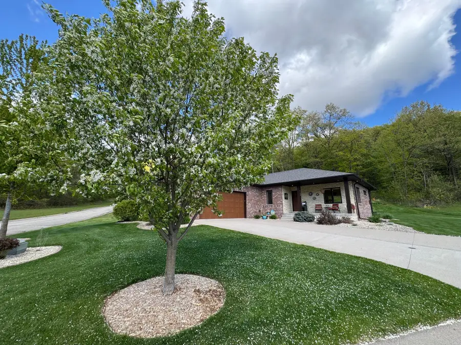 2760 Oakhurst Drive, Lake City, MN 55041 - #2