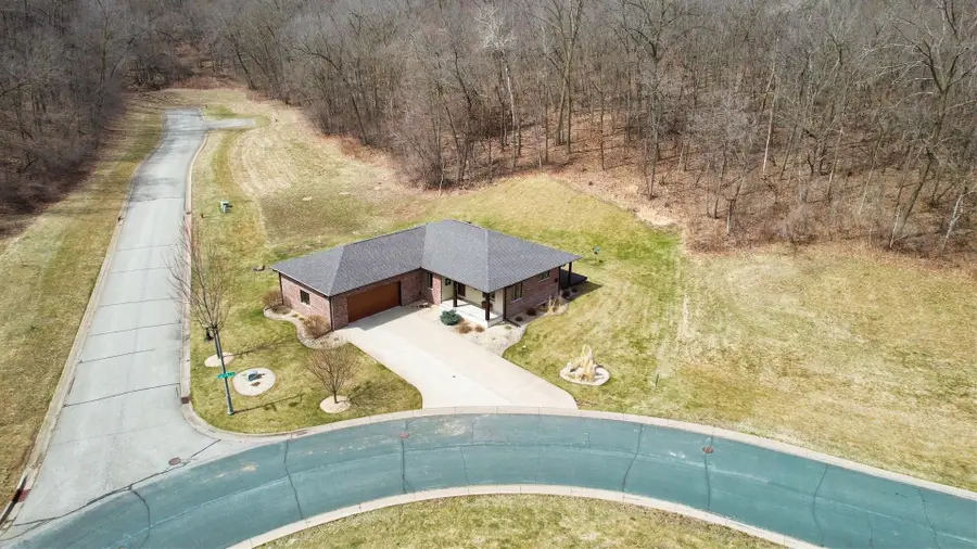 2760 Oakhurst Drive, Lake City, MN 55041 - #3