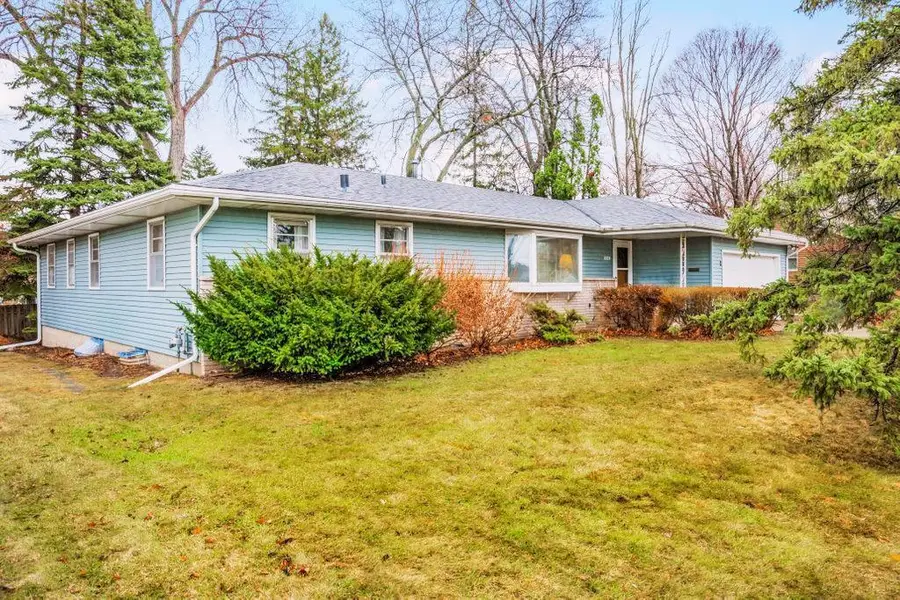 9009 Russell Avenue S, Bloomington, MN 55431 - #2