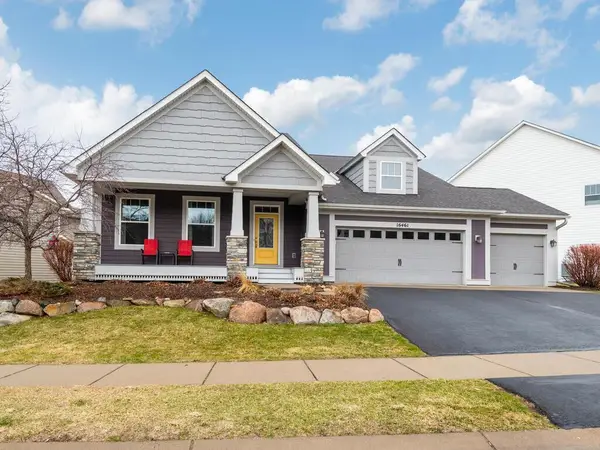 16461 Equestrian Trail, Lakeville, MN 55044