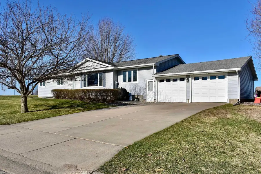 87 Chapel Drive, Altura, MN 55910 - #2