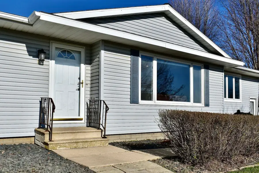 87 Chapel Drive, Altura, MN 55910 - #3