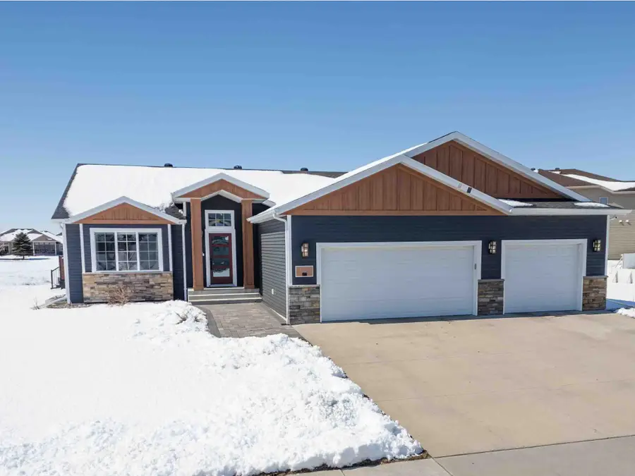 3825 16th Street S, Moorhead, MN 56560 - #3