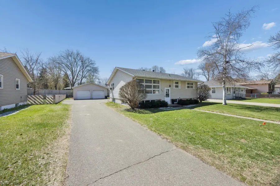 511 8th Street Nw, Elk River, MN 55330 - #2