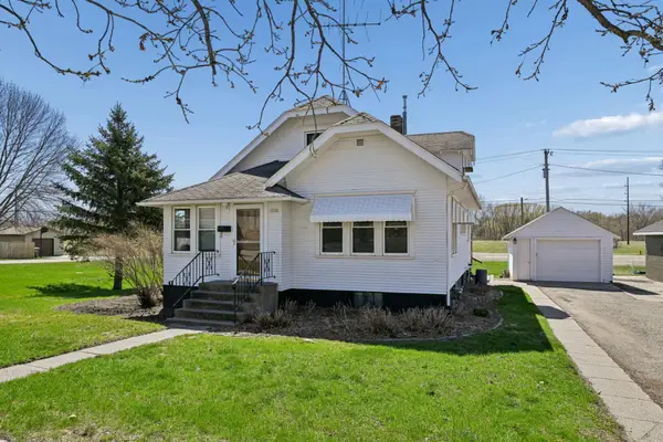 1028 10th Street E, Glencoe, MN 55336