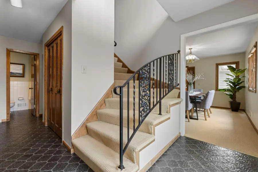 6820 Harold Avenue, Golden Valley, MN 55427 - #3