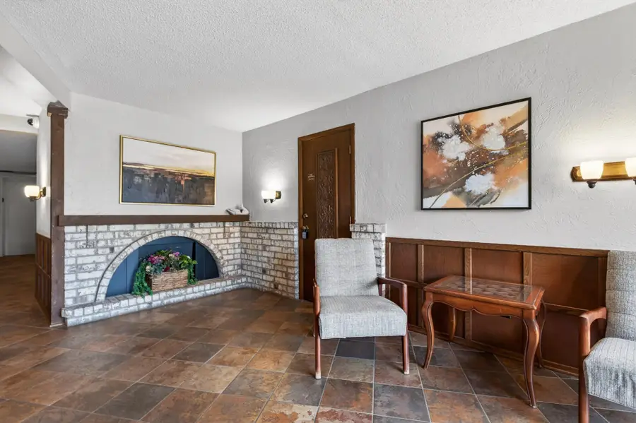 2200 Nevada Avenue S #114, Saint Louis Park, MN 55426 - #3