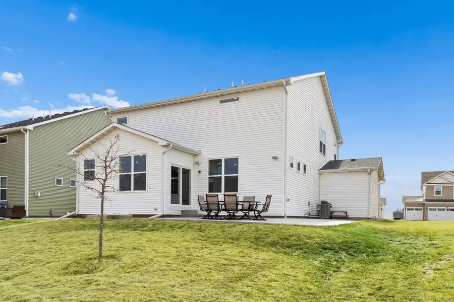 1038 Siesta Drive, Woodbury, MN 55129 - #2