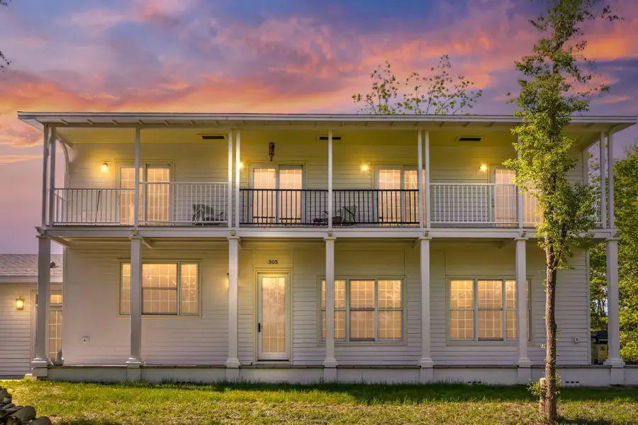 305 1st Street Ne, Morristown, MN 55052 - #2