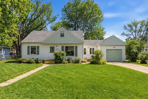 5808 Nevada Avenue N, Crystal, MN 55428