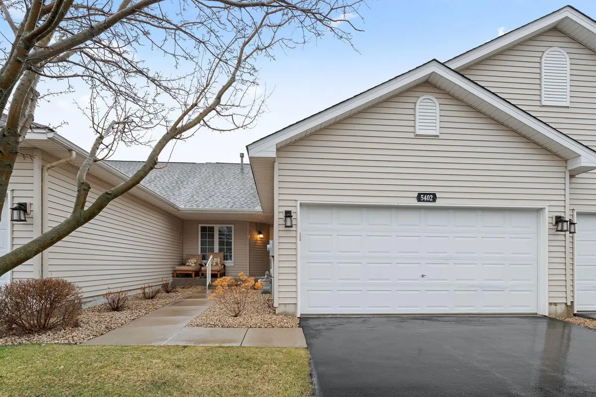 5402 Deerfield Circle Se, Prior Lake, MN 55372 - #1