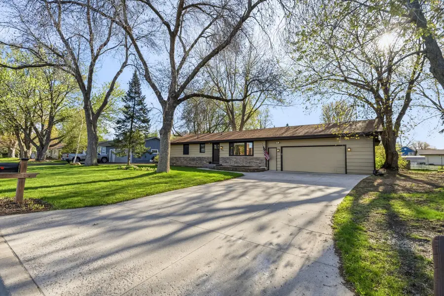 7611 Laredo Drive, Chanhassen, MN 55317 - #3