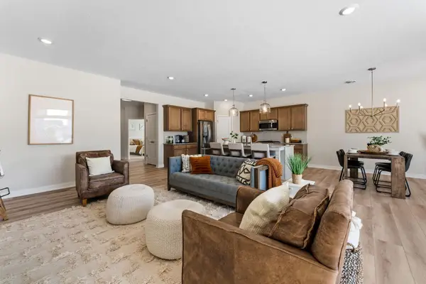 17714 Everest Avenue, Lakeville, MN 55044