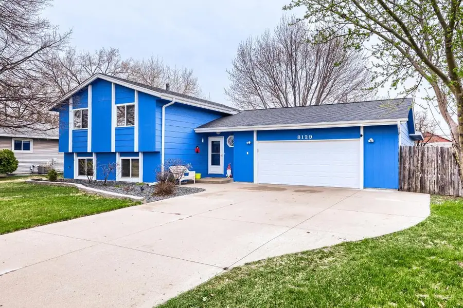 8129 Taylor Street Ne, Spring Lake Park, MN 55432 - #2