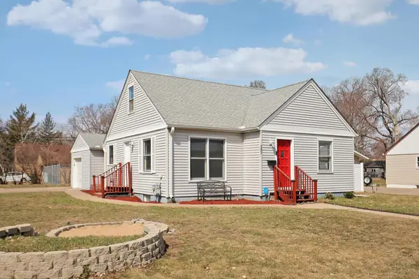 5301 Edgewood Avenue N, Crystal, MN 55428