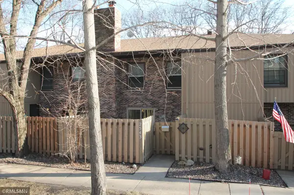 2543 Unity Avenue N, Golden Valley, MN 55422